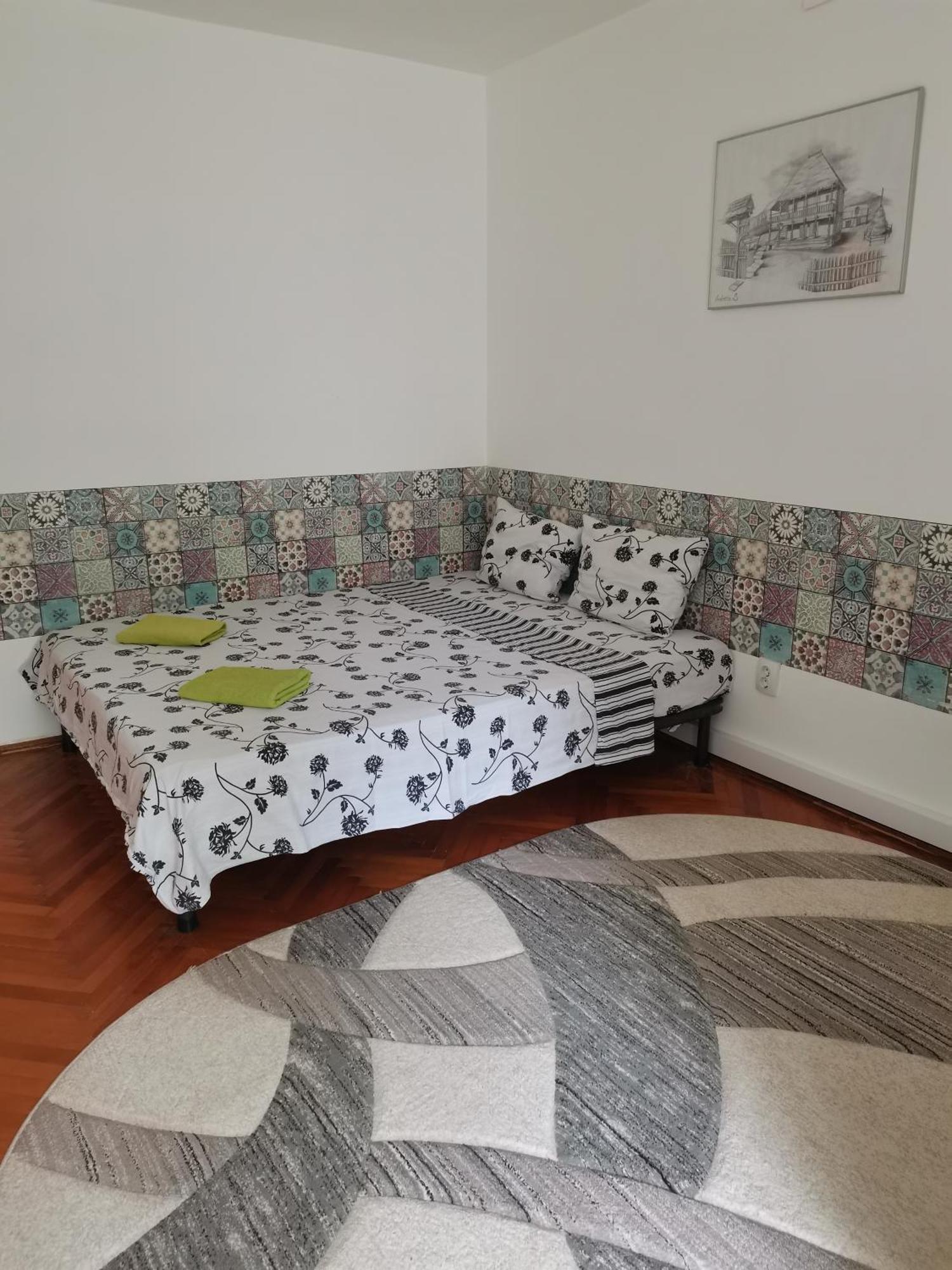 Try The Central Feeling Timisoara Bagian luar foto