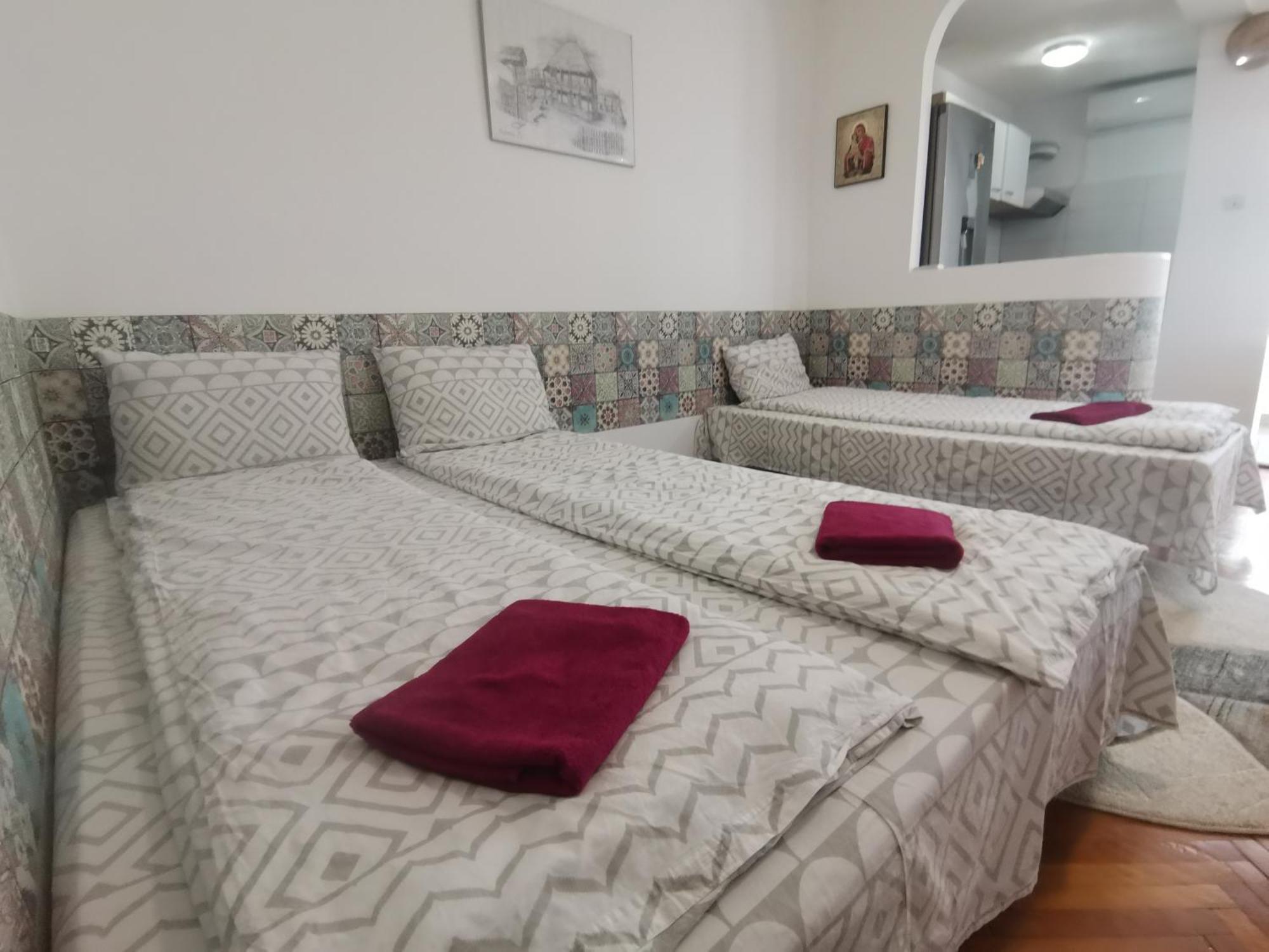 Try The Central Feeling Timisoara Bagian luar foto