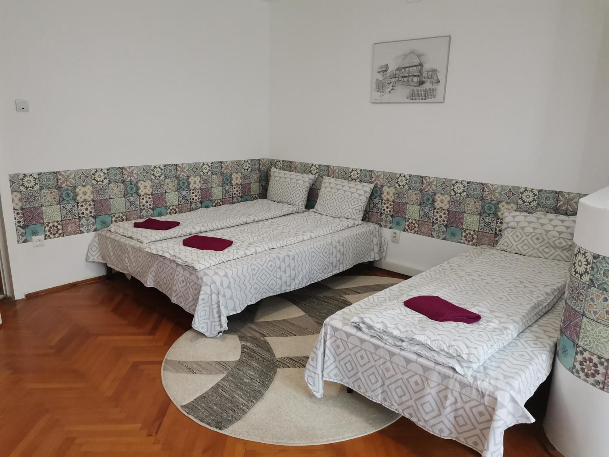 Try The Central Feeling Timisoara Bagian luar foto